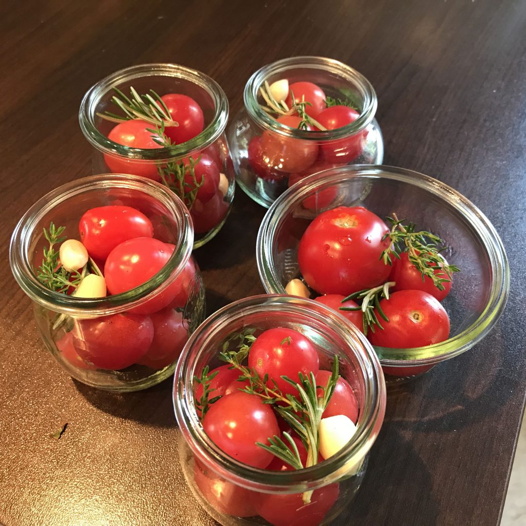 Cocktail-Tomaten würzig eingelegt - Achims Garten zum Essen